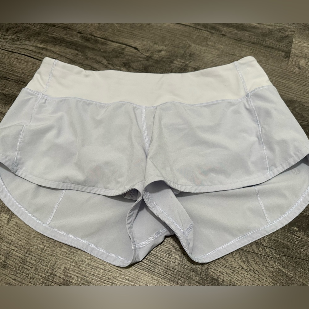 Lululemon low-rise speed up short 2.5